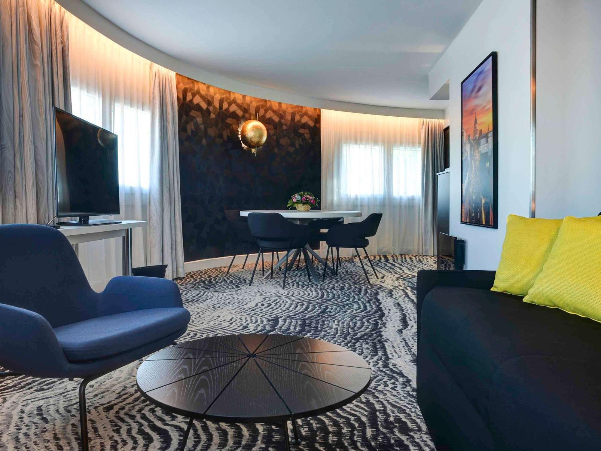 Novotel Paris 14 Porte D'Orleans Bagian luar foto